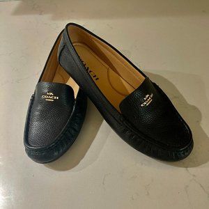 Womens Coach loafer